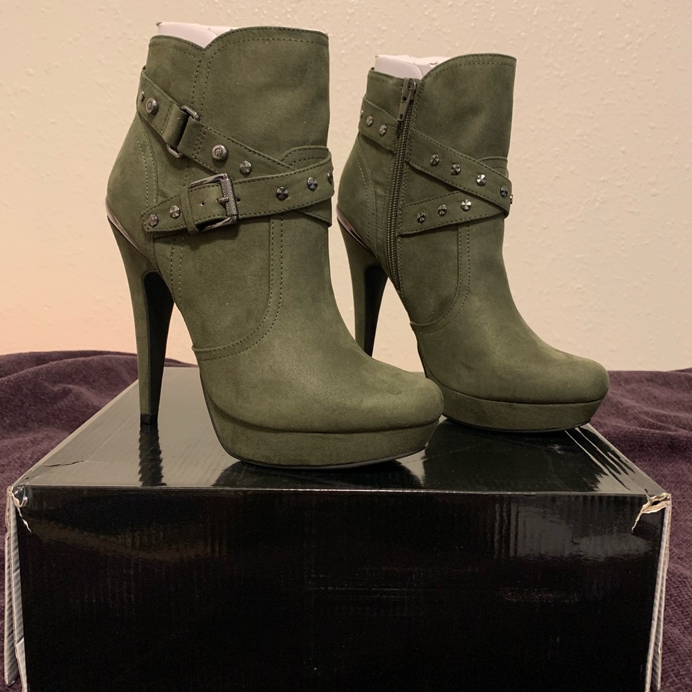 Guess Booties